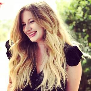 Meet your Posher, Lydia